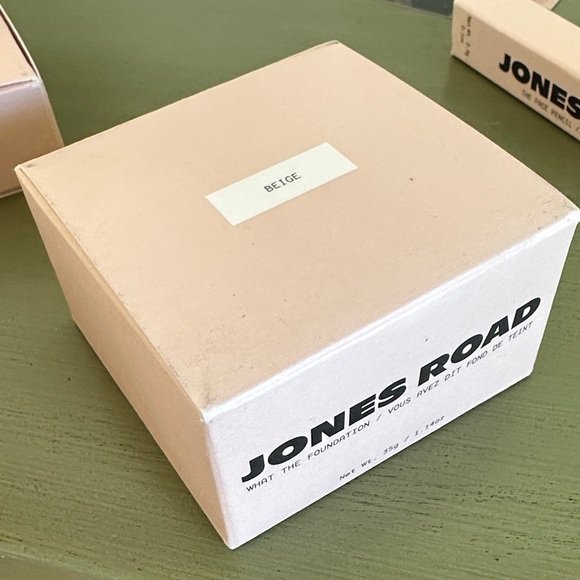 NEW Jones Road Beauty Makeup Bundle - Picture 3 of 7